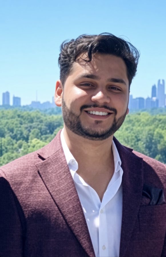 Portrait of Puru Gaur, founder of Anchorline Financial Group